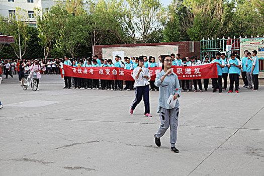 黔南艺考生高三文化课补习培训要收好多钱,高考艺考生文化课补习机构